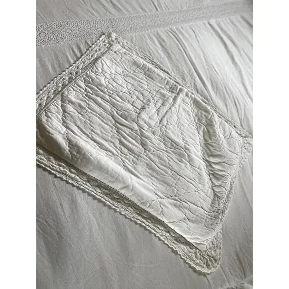 Rachel Ashwell Simply Shabby Chic TargetWhite Duvet Cover with Crochet Detail